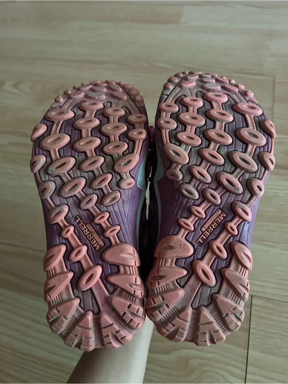 Merrell Pink Berry Chameleon 7 Access Mid Top Hiking Waterproof Boots Size 13.5M